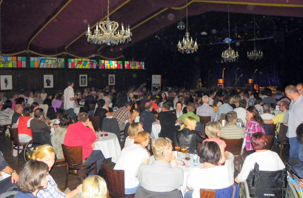 110_9858_JPG-1306187306