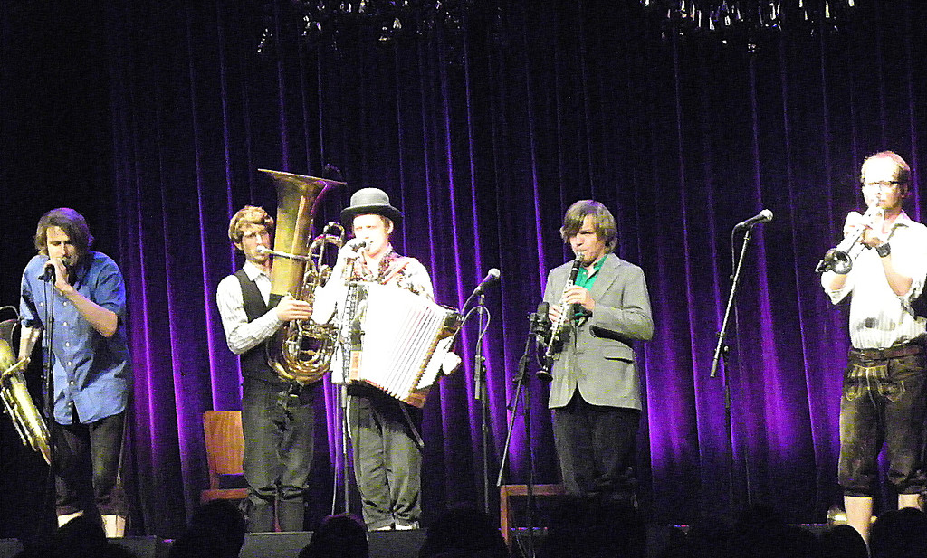 110_9860_JPG-1306187339