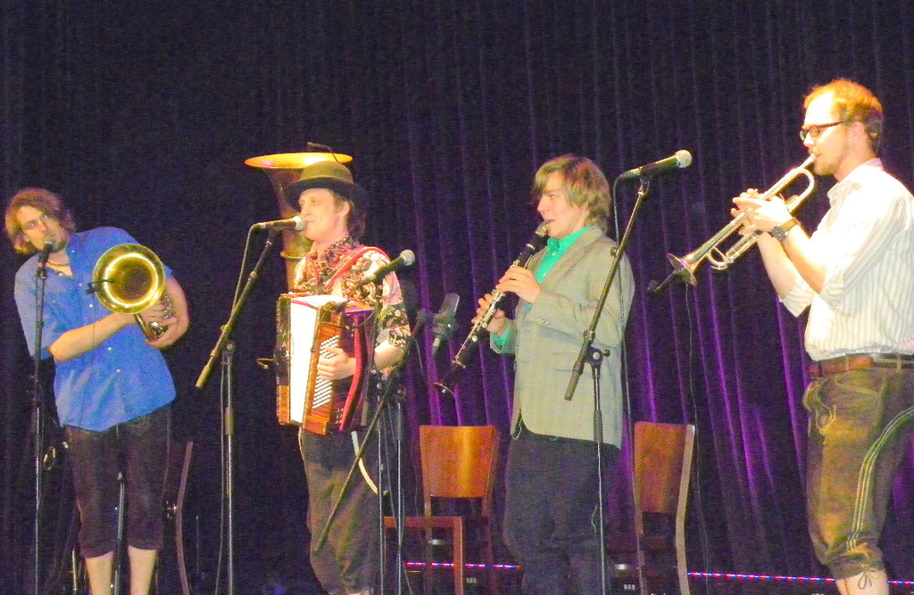 110_9867_JPG-1306187362