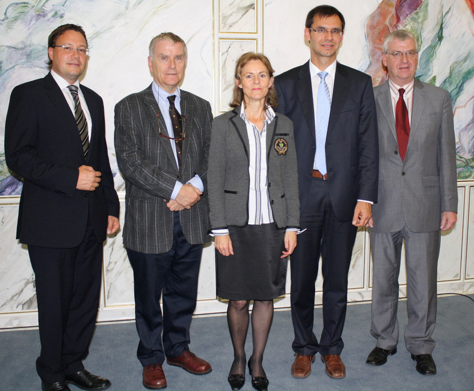 063 VHS Infotage_ z_ Weiterbildung 8_10_2009_jpg-1306431812