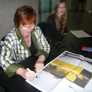 valie_export_signierstunde01_250910_jpg-1306592904