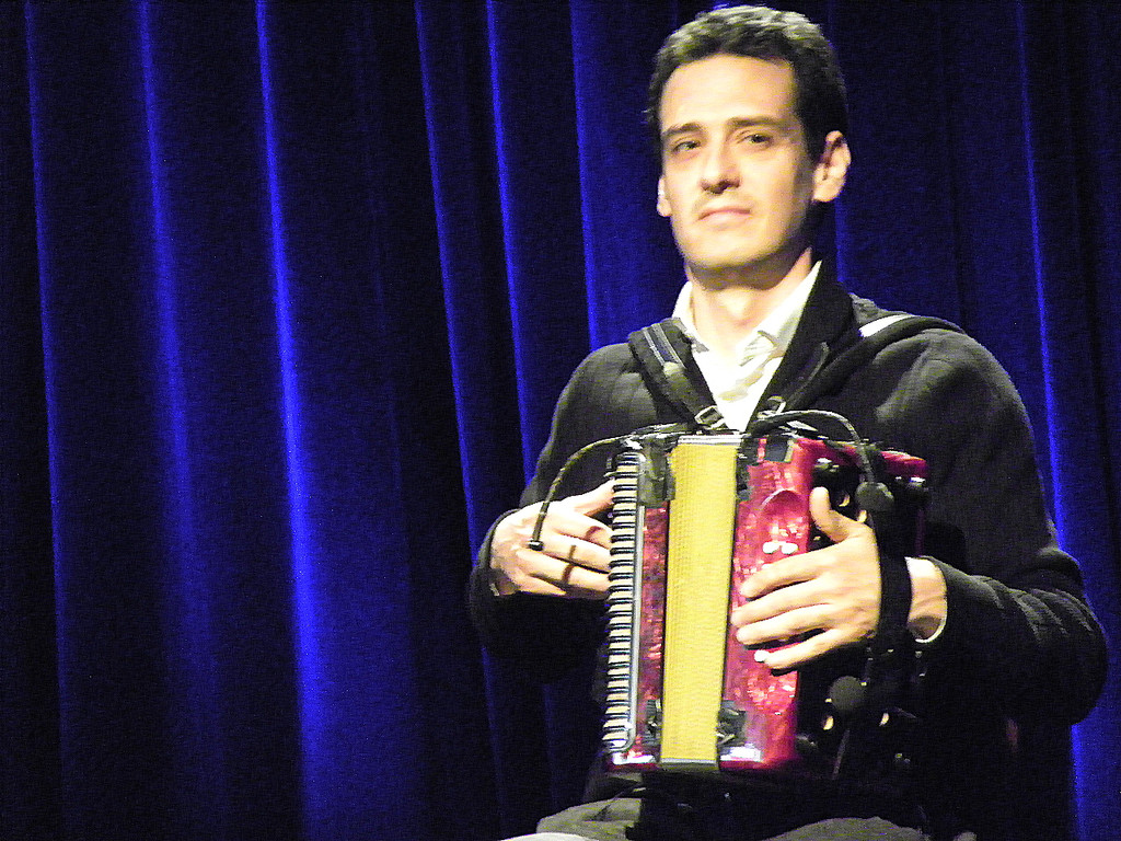 111_0836_JPG-1306597181