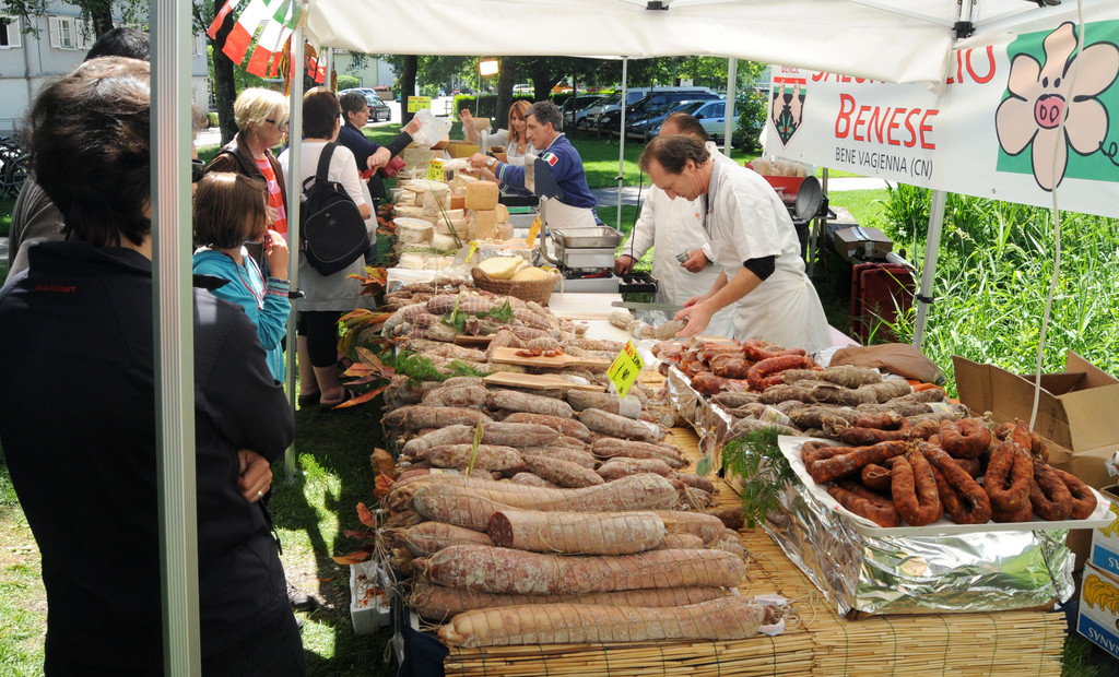 Piemontmarkt 28_05_2011 6_jpg-1306607900
