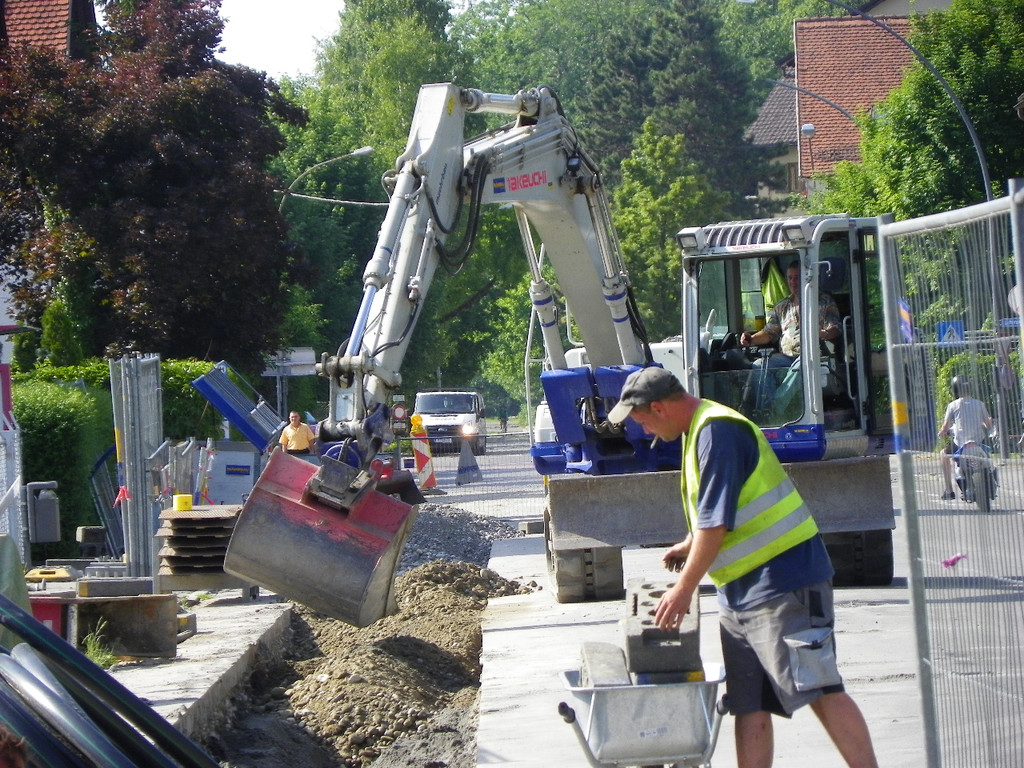 111_0775_JPG-1306623543