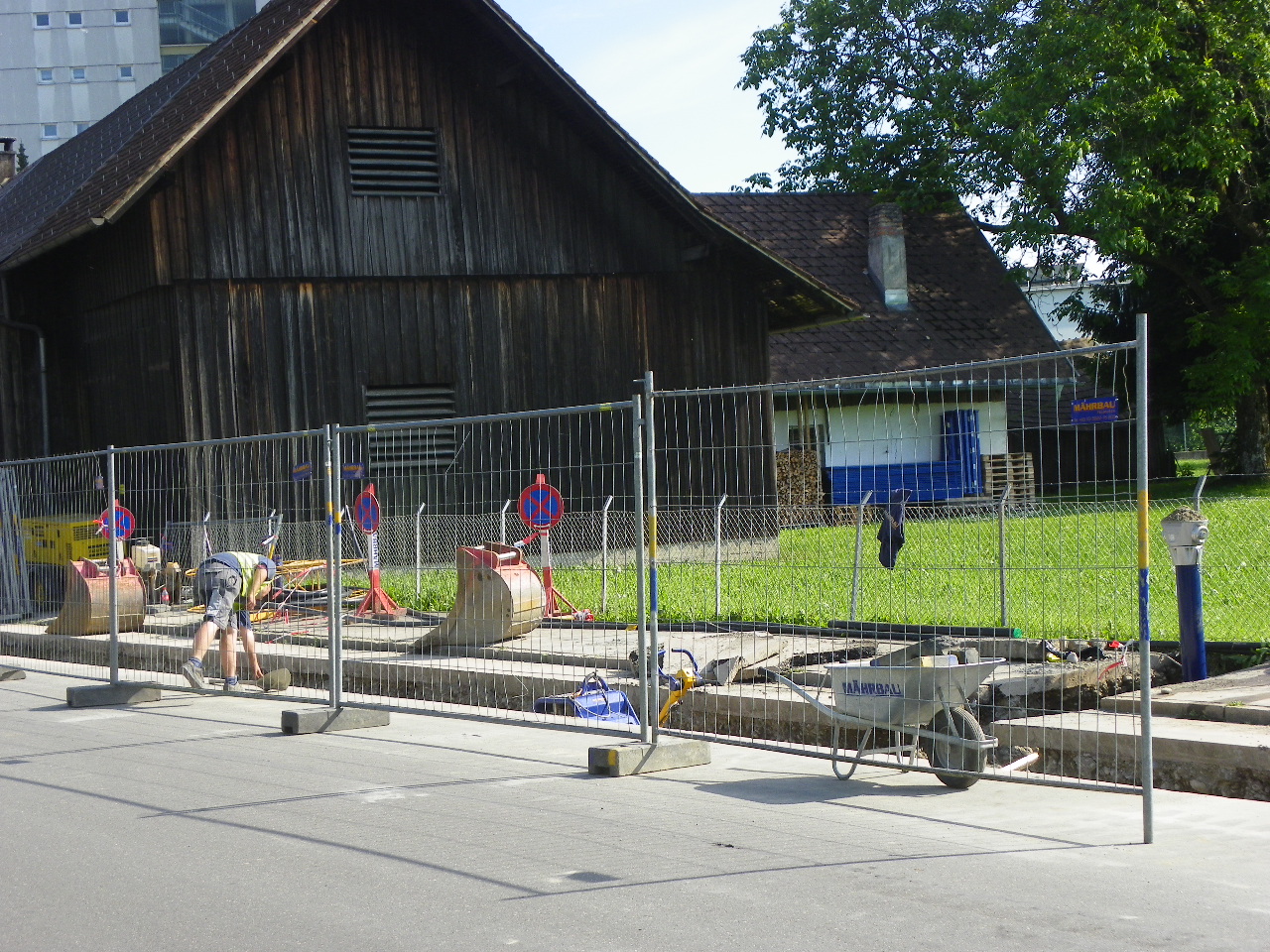 111_0793_JPG-1306623509