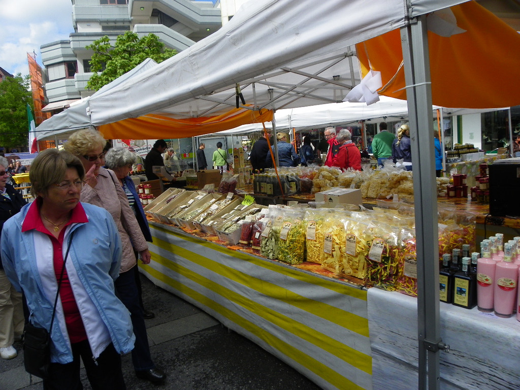 111_1281_JPG-1306625208