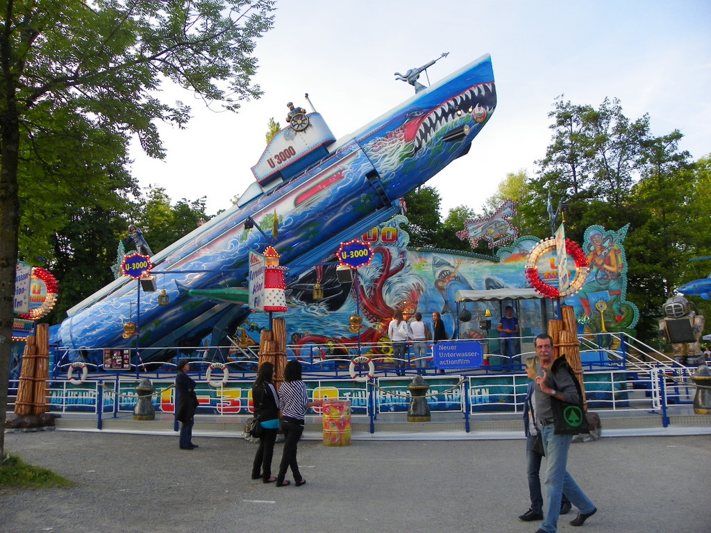 111_2153_JPG-1306626902