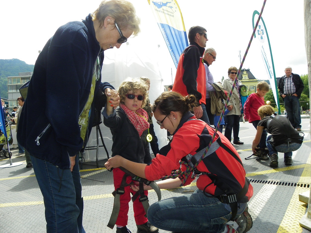 111_1350_JPG-1306706392