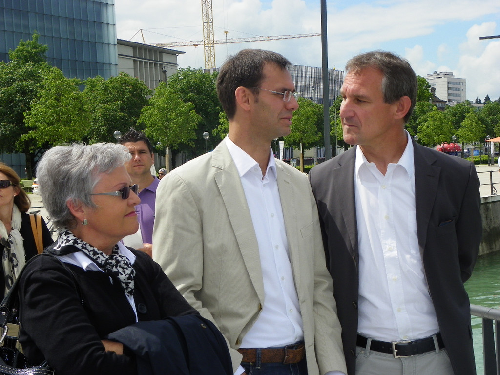 111_1337_JPG-1306706621