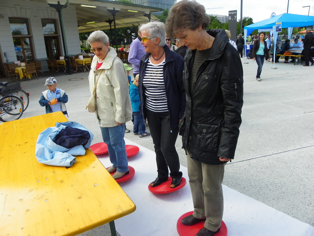 111_1207_JPG-1306706501