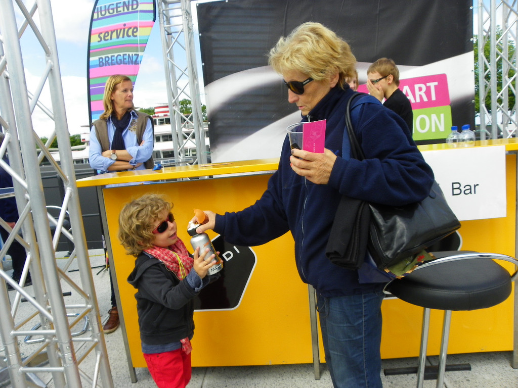 111_1208_JPG-1306706511