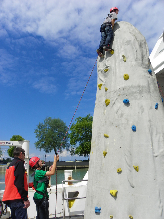 111_1348_JPG-1306706382