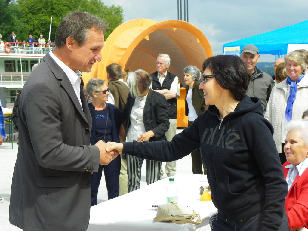 111_1246_JPG-1306706569