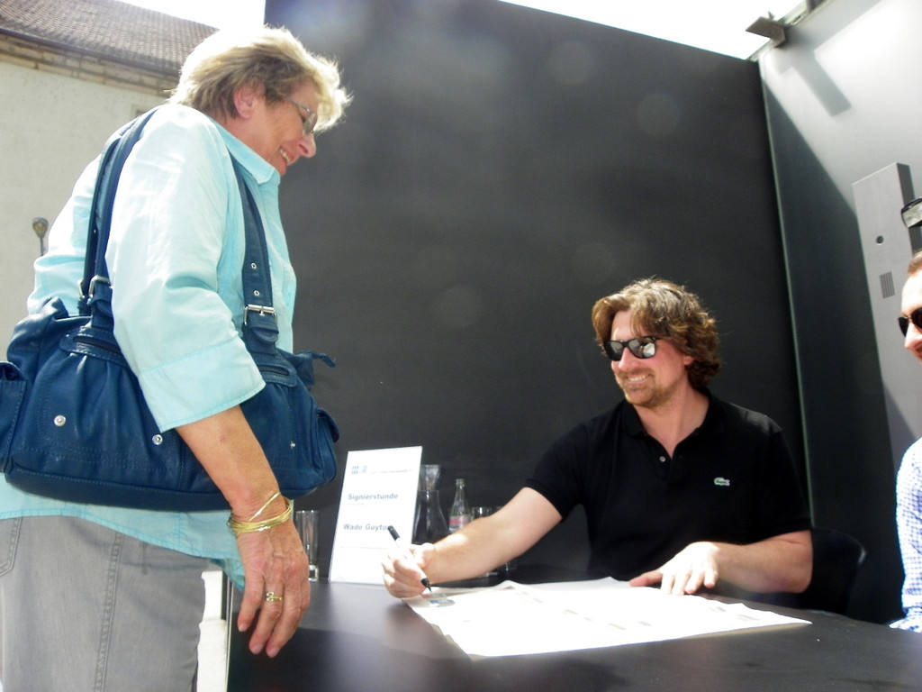 111_1445_JPG-1306708048