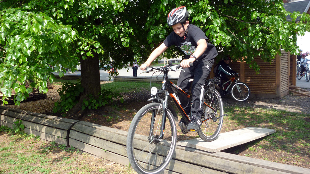 Mtb_VSH_06_jpg-1306709246