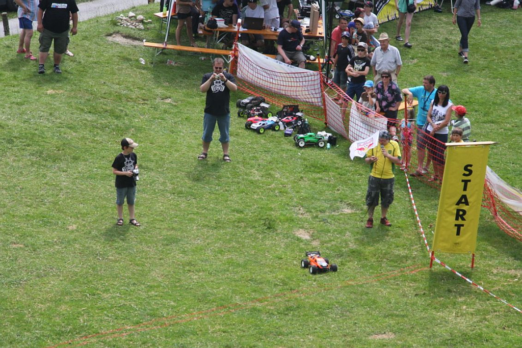 rc hillclimbing.jpg