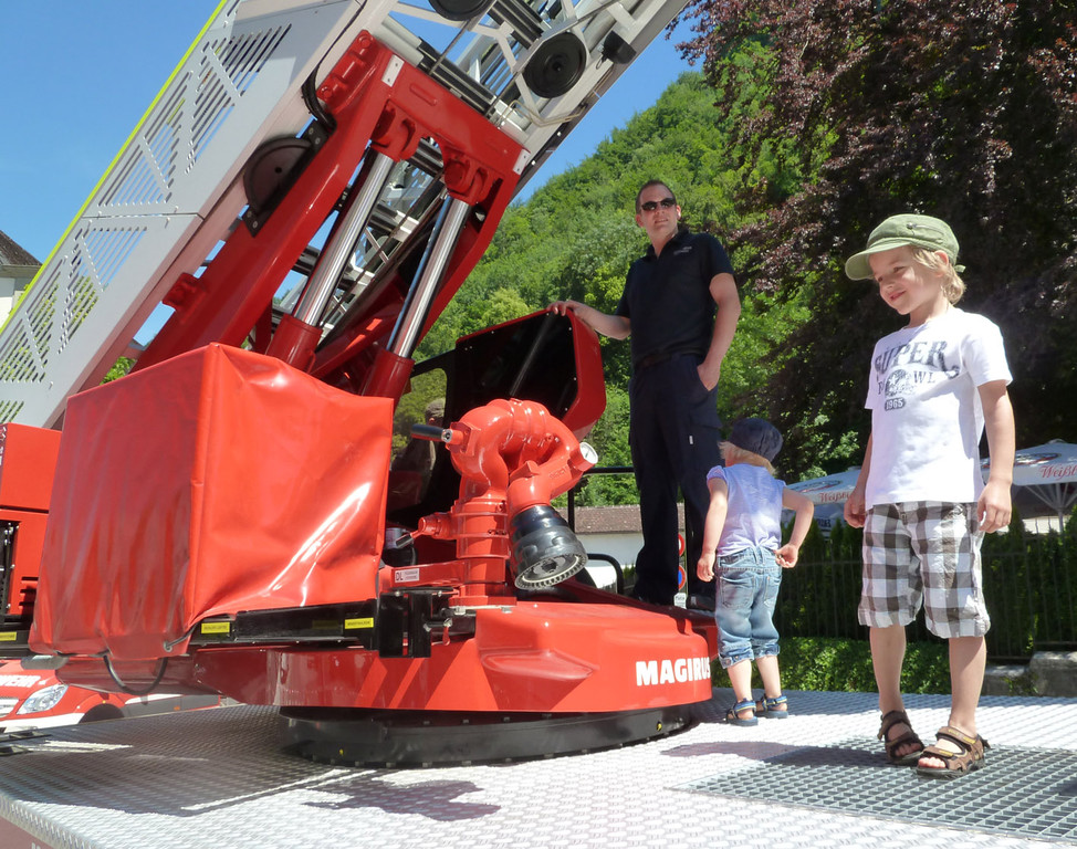 Feuer2_jpg-1306861228