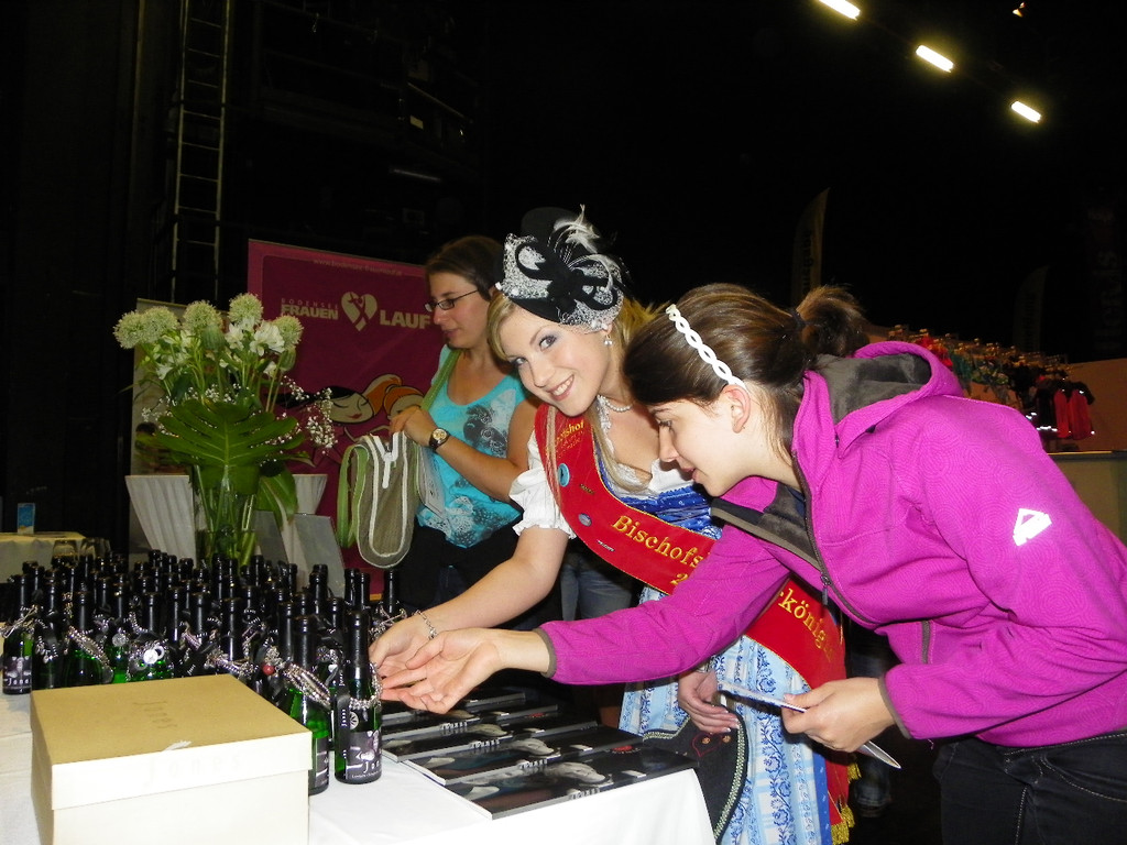 111_1429_JPG-1306880637