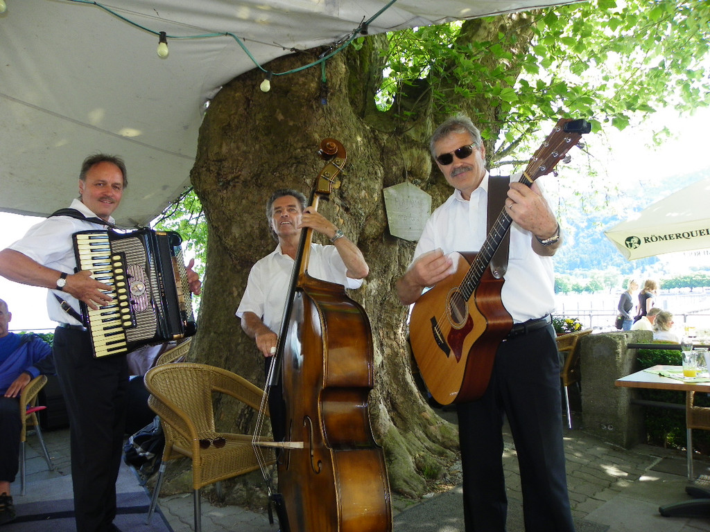 111_0217_JPG-1306881026