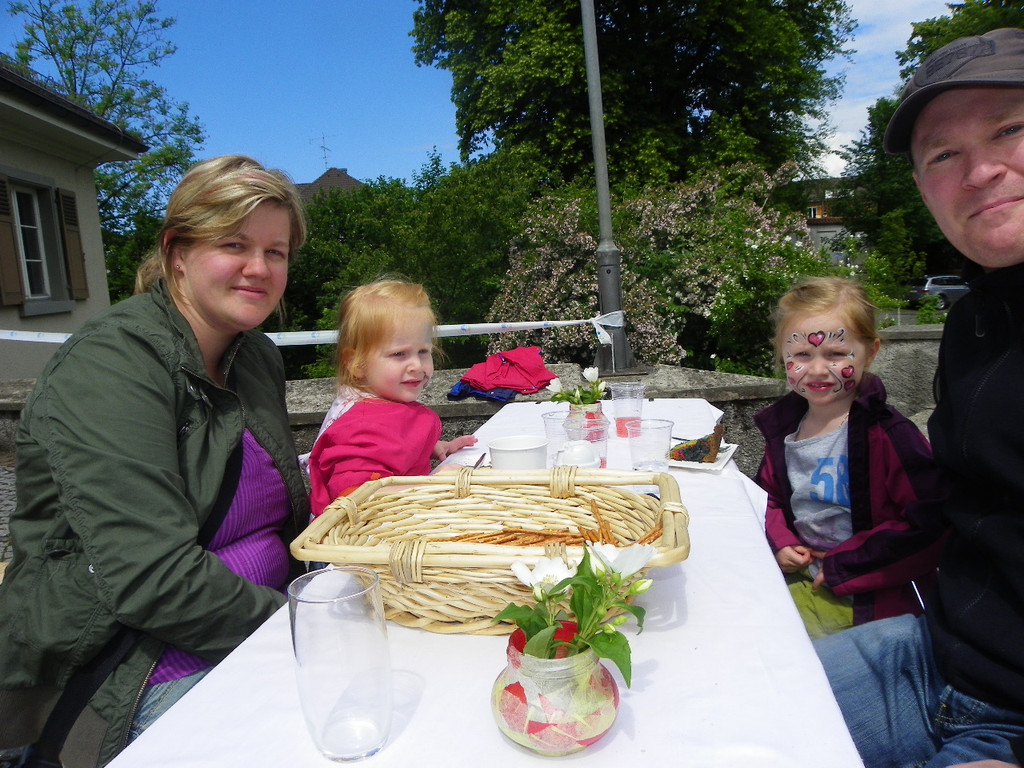 111_1380_JPG-1306883764