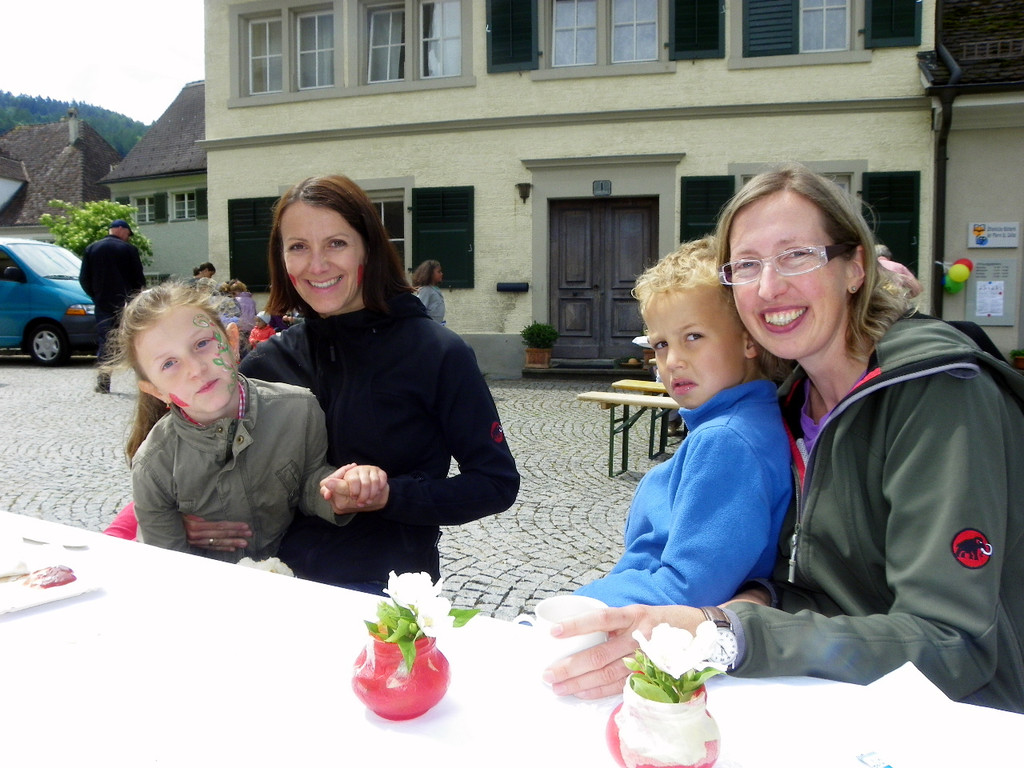 111_1385_JPG-1306883806