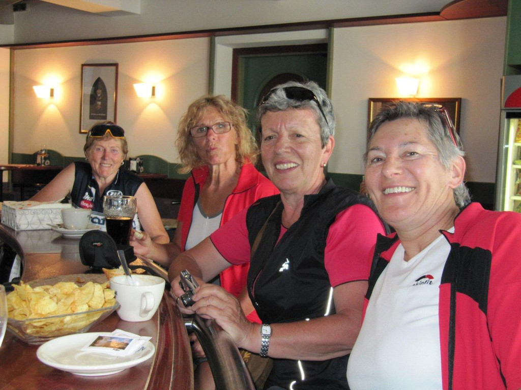 Etschradweg 2_ Tour 22_ - 26_ Mai 2011 020.jpg