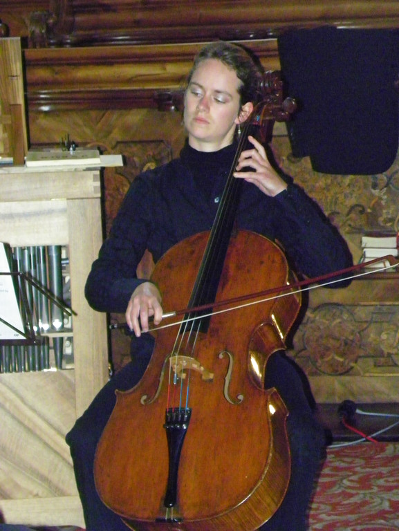 111_2574_JPG-1306965704