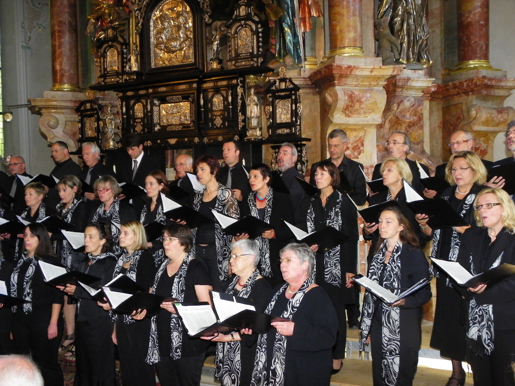 111_2559_JPG-1306965595