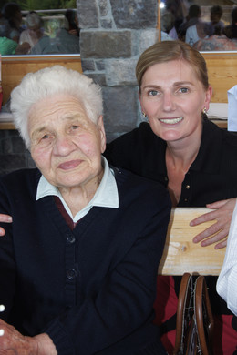 Franziska Koschat mit Semra Kessler.jpg