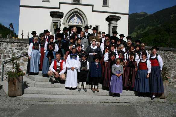 Tag der Tracht 2011 _1600x1200__JPG-1307047989