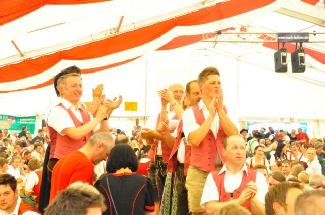 normal_05062011bauernmusikkapellembaktivnews139.jpg