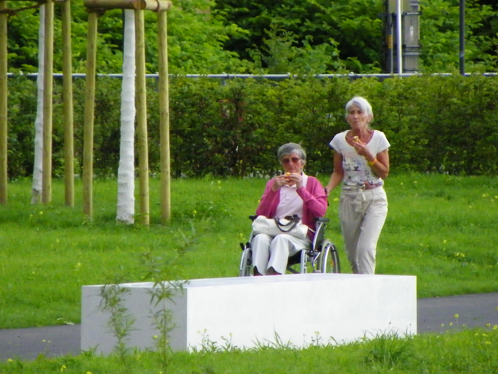 6_6_11 175_jpg-1307400589