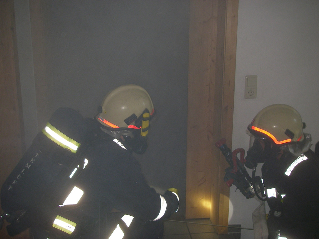 Feuerwehr Pfadis 017.JPG