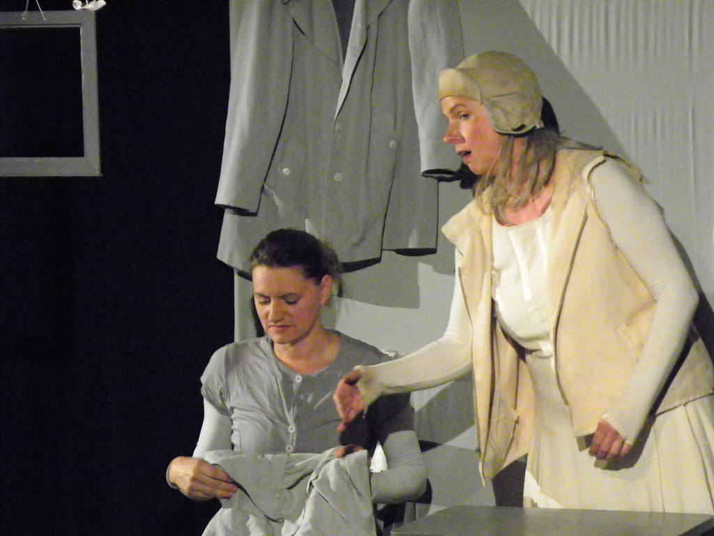 111_0646_JPG-1307483319