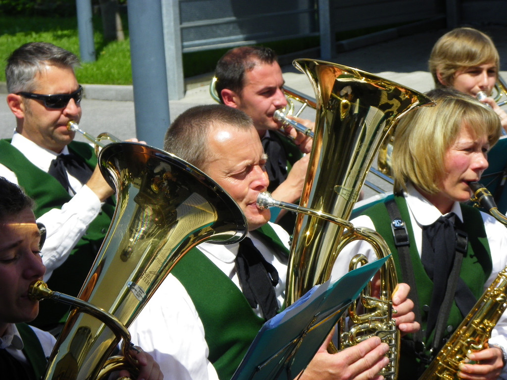 111_1606_JPG-1307486295