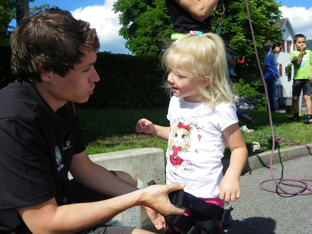 111_1676_JPG-1307486329