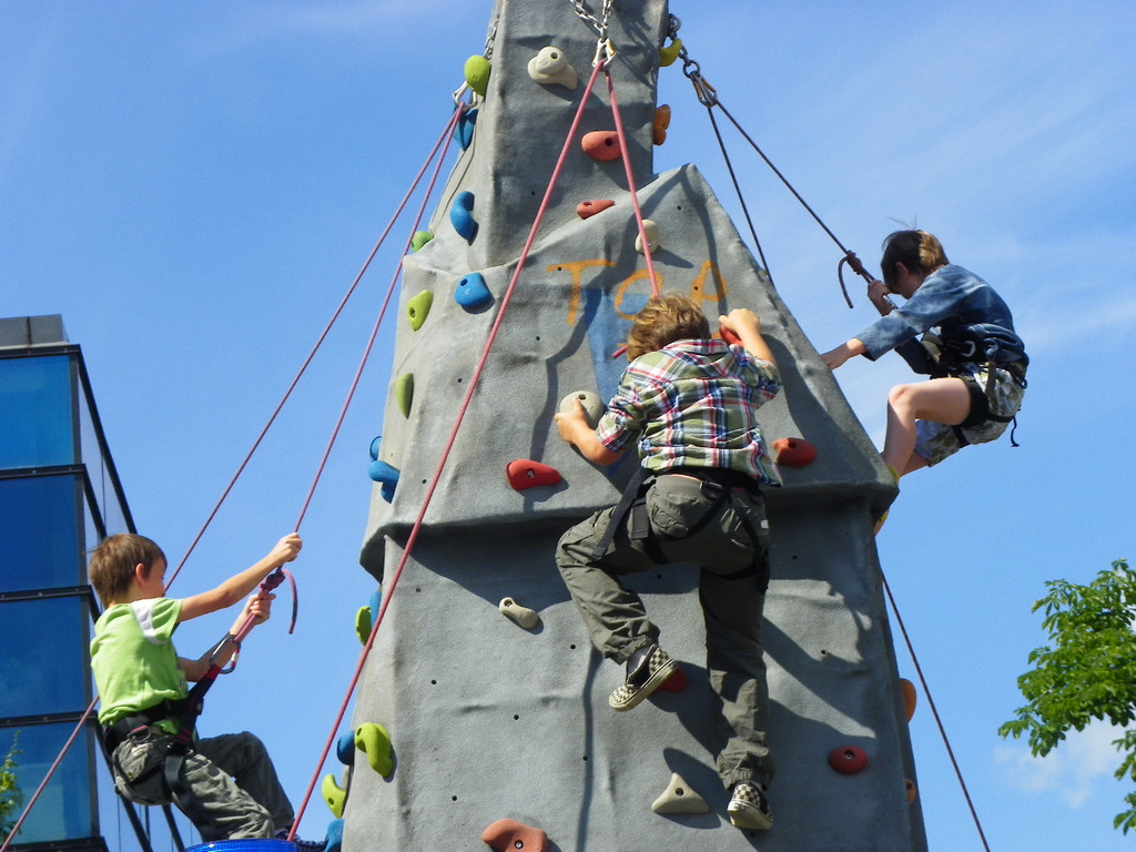 111_1689_JPG-1307486339