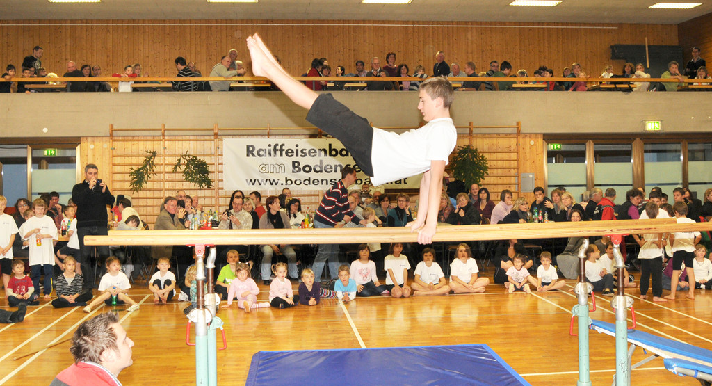 Nikolausturnen Fu__ach 28_11_2010 63_jpg-1307521877