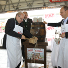 Dult00320110609.jpg