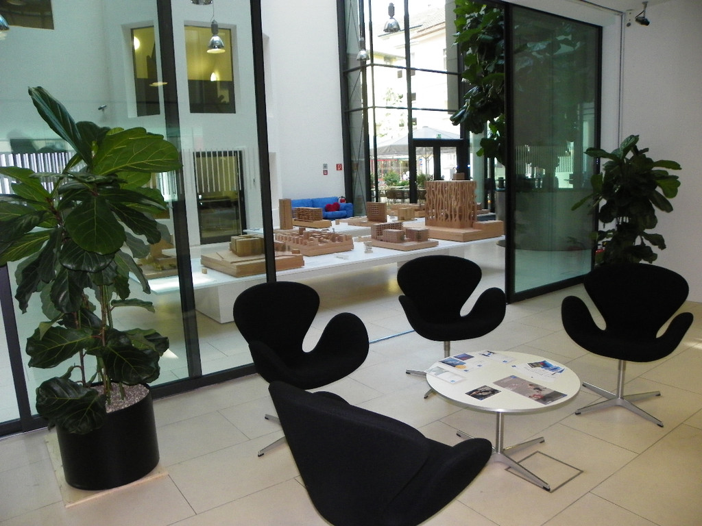 110_9152_JPG-1307660367