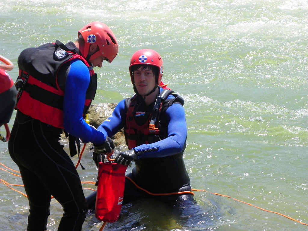 111_2449_JPG-1307748815