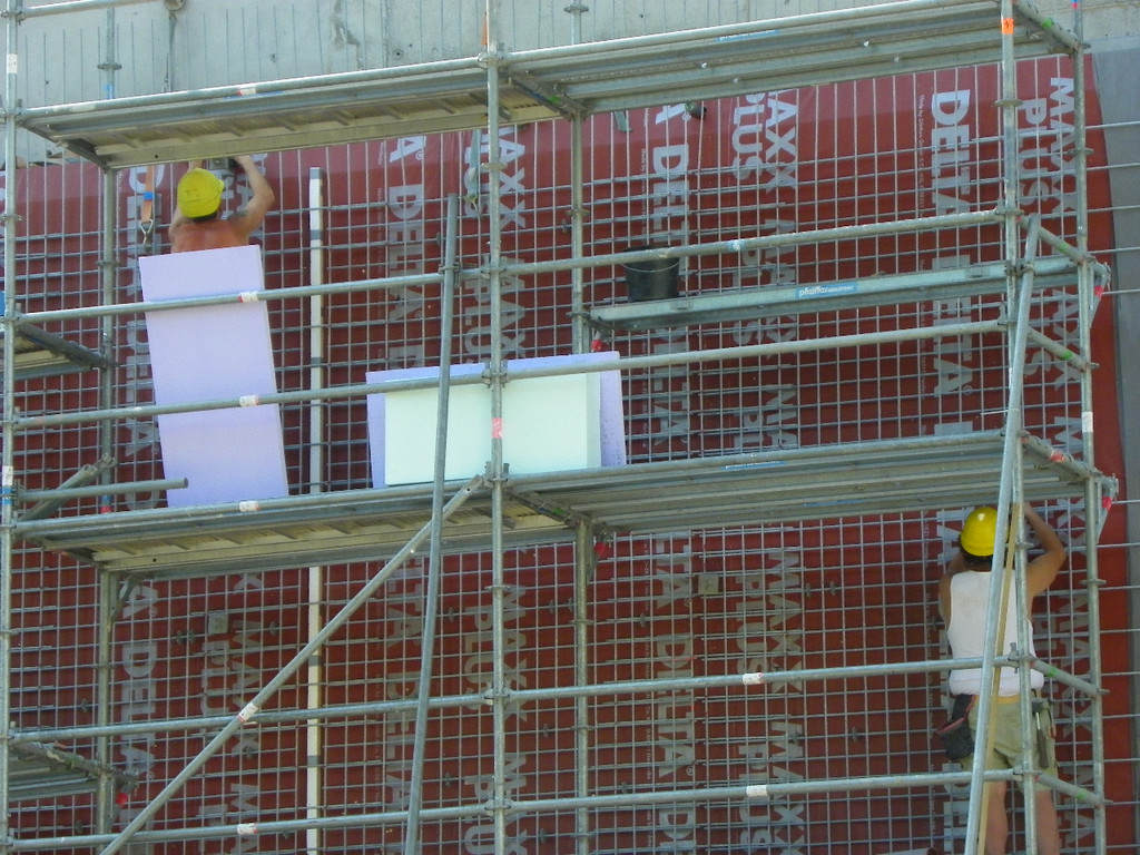 110_9207_JPG-1307750125