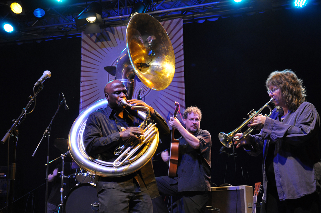 pamelaunddelay_jpg-1307792822