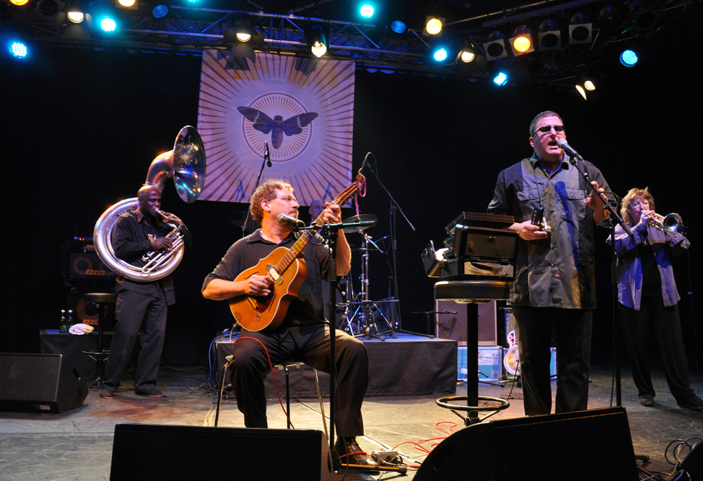 tband_jpg-1307792887