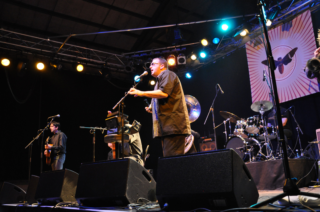 tband2_jpg-1307792905