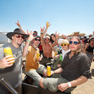 publikum - Essen Wasser Campingplatz - Nova Rock 2011 - Nickeldorf - florian wieser-32.jpg