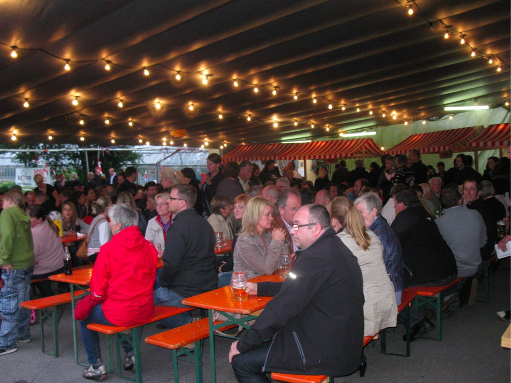 BK_strassenhock_2011 2_jpg-1307824925