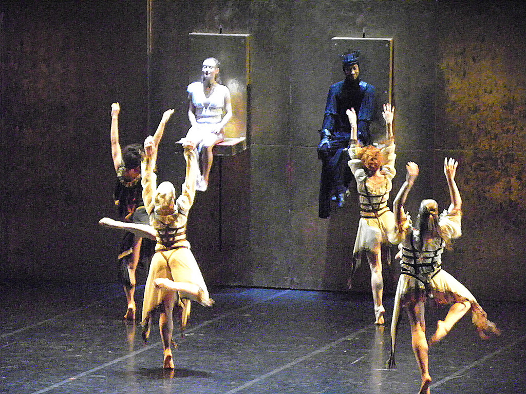 111_3271_JPG-1307832947