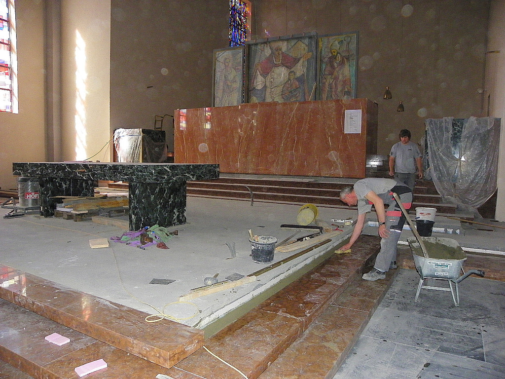 110_9296_JPG-1307834230