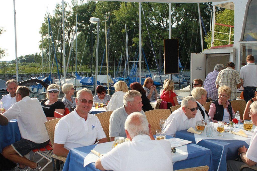 Blauer Anker Ueberreichung 2011 _3__jpg-1307916726